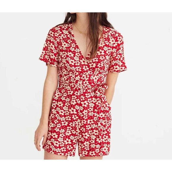Madewell Romper Womens 4 Red Floral Shorts Wrap Front Top Zip Back Pockets - Picture 1 of 15